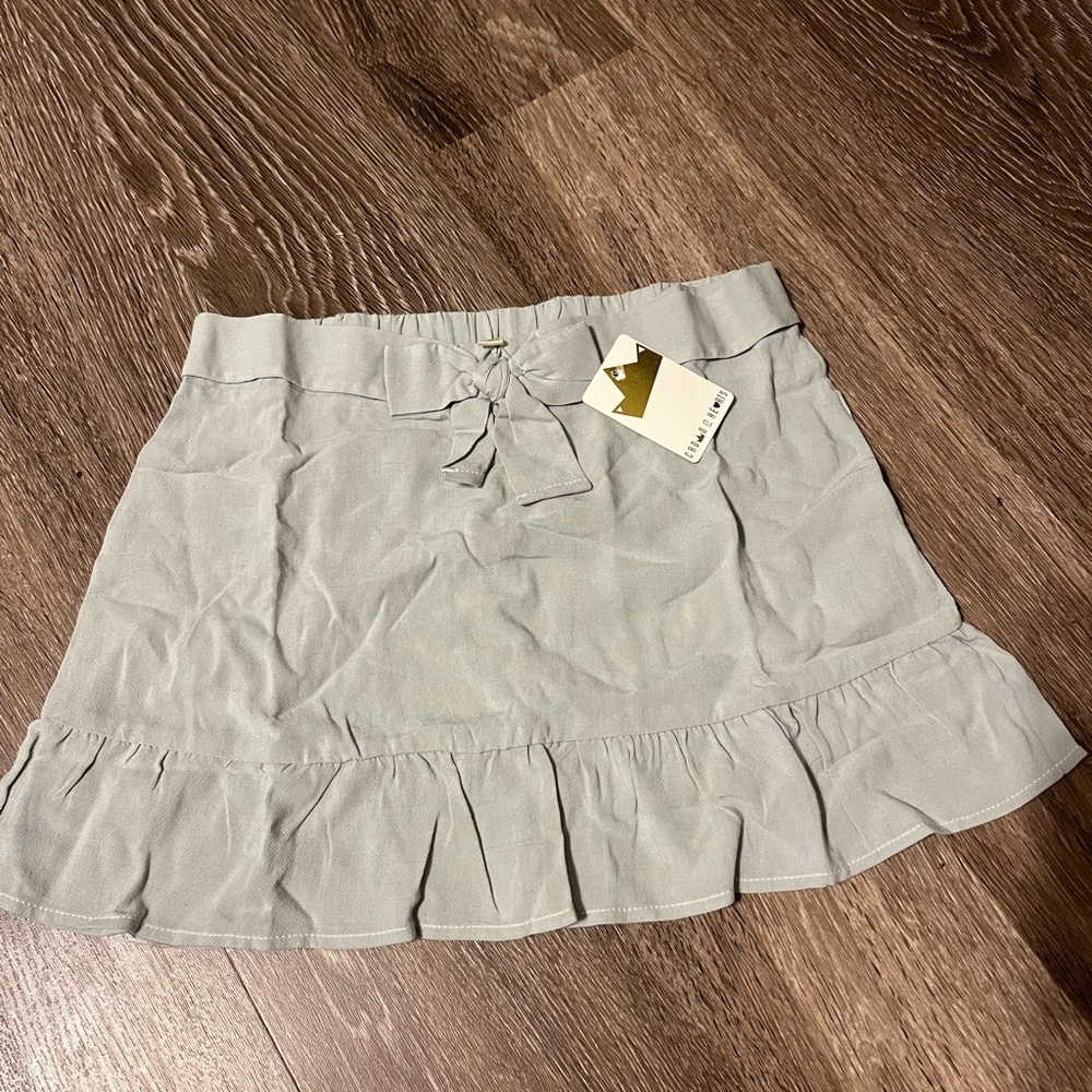 Crown of Hearts Linen Blend Skirt in Mint Girls size L